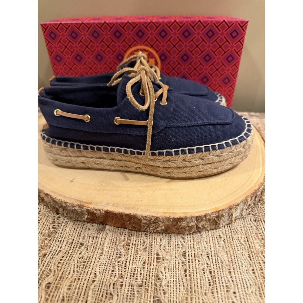 Tory Burch Women's Blanton Boat Shoes Navy Size 7 Nautical Coastal Chic - Picture 8 of 11